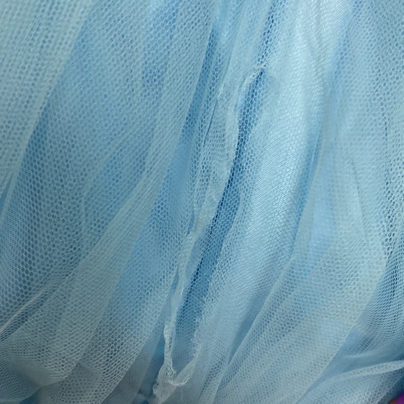 Happy Birthday Midi: Cinderella Blue - Picture 6 of 7